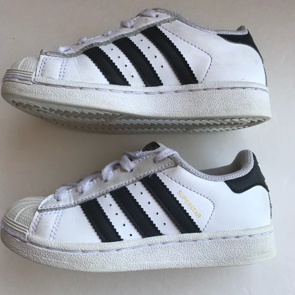 Boys Adidas size 11 superstar